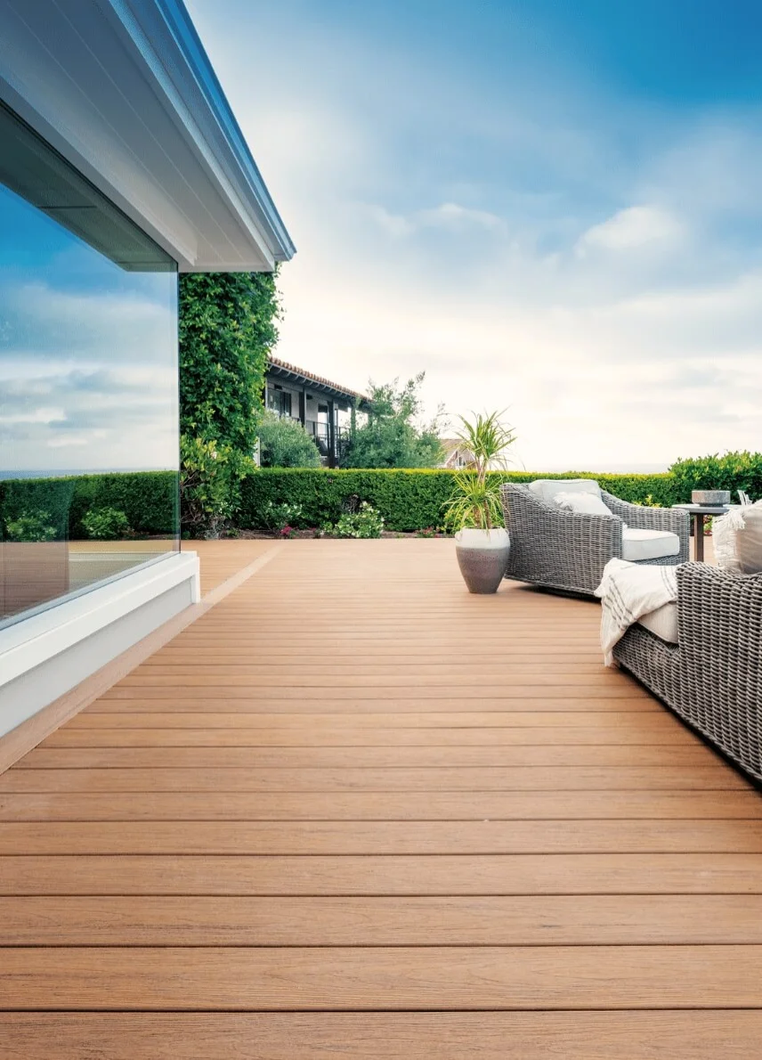 Lame de terrasse en bois composite